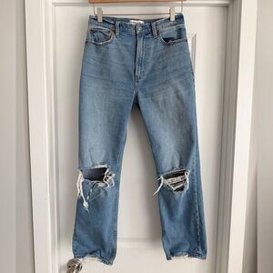 Abercrombie & Fitch The Ankle Straight Ultra High Rise 28 / 6 Distressed